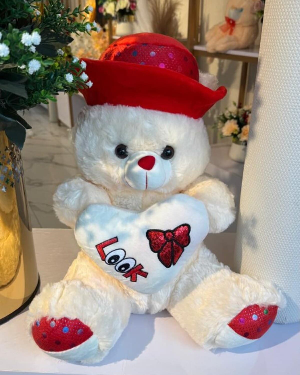 Look Heart Teddy fresh flower bouquet by Phool Pattiyan Lahore