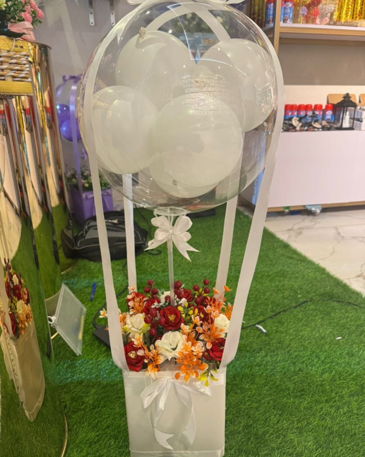White Red Hot Air Balloon Gift Box fresh flower bouquet by Phool Pattiyan Lahore